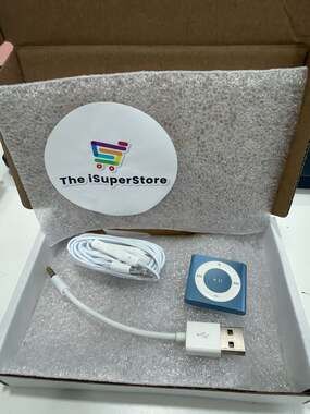 Apple iPod 4th Gen 2GB Light Blue -Engraved - 1 YR Warranty